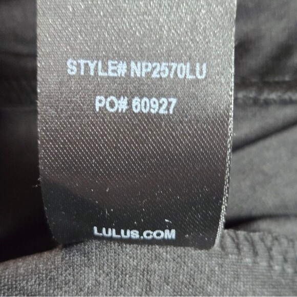 Lulus Aniyah Made in USA Black Side Zip Wide-Leg Halter Top Jumpsuit Size M - Picture 12 of 12